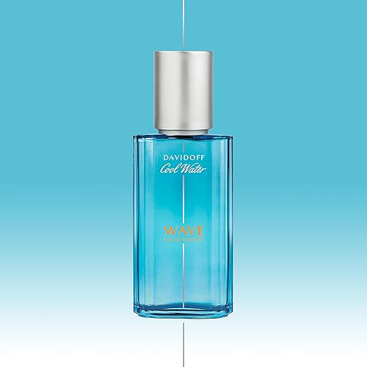 DAVIDOFF Cool Water Woman - Eau de Toilette for Her - Floral Fragrance with Notes of Melon, Lily of the Valley and Musk - Medium Longevity