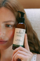 Sukin Signature Facial Moisturiser 125ml - with Vitamin E; cruelty free & vegan friendly - nourishes, softens & protects the skin’s moisture barrier.