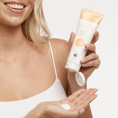 MooGoo Soothing MSM Moisturiser - Calming Face & Body Moisturiser for Sensitive, Red or Sunburnt, Irritated Skin Including Eczema, Psoriasis & Rosacea, For All Ages Including Children, 200g / 7oz.