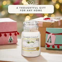 Yankee Candle Scented Candle | Fluffy Towels Large Jar Candle | Burn Time: up to 150 Hours