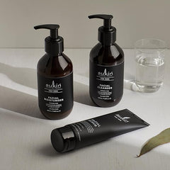 Sukin For Men Face Scrub 125ml - with Bamboo Powder & Walnut Shells; cruelty free & vegan friendly - exfoliates the skin and removes dirt particles and impurities.