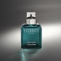 CALVIN KLEIN Eternity - Aromatic Essence for Men - Fougere Fragrance with Notes of Juniper Berries Extract, Coconut Accord and Cardamom - High Longevity - 100ml