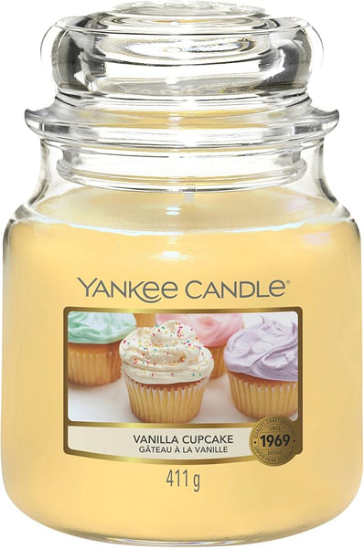 Yankee Candle Scented Candle | Vanilla Cupcake Medium Jar Candle| Long Burning Candles: up to 75 Hours | Gifts for Women