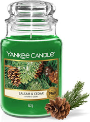 Yankee Candle Scented Candle | Balsam & Cedar Large Jar | Long Burning Candles: up to 150 Hours | Perfect Christmas Gifts for Women